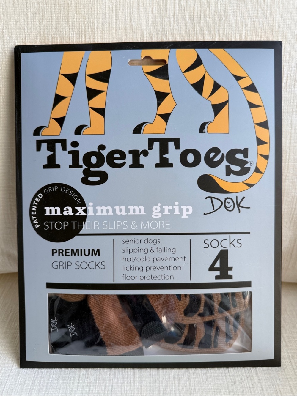 New Non-Slip Dog Grip Socks with Adjustable Strap, Medium